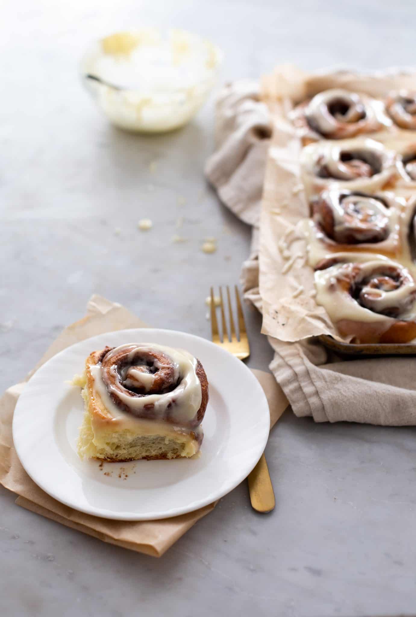 How To Reheat Cinnamon Rolls The Baker Chick