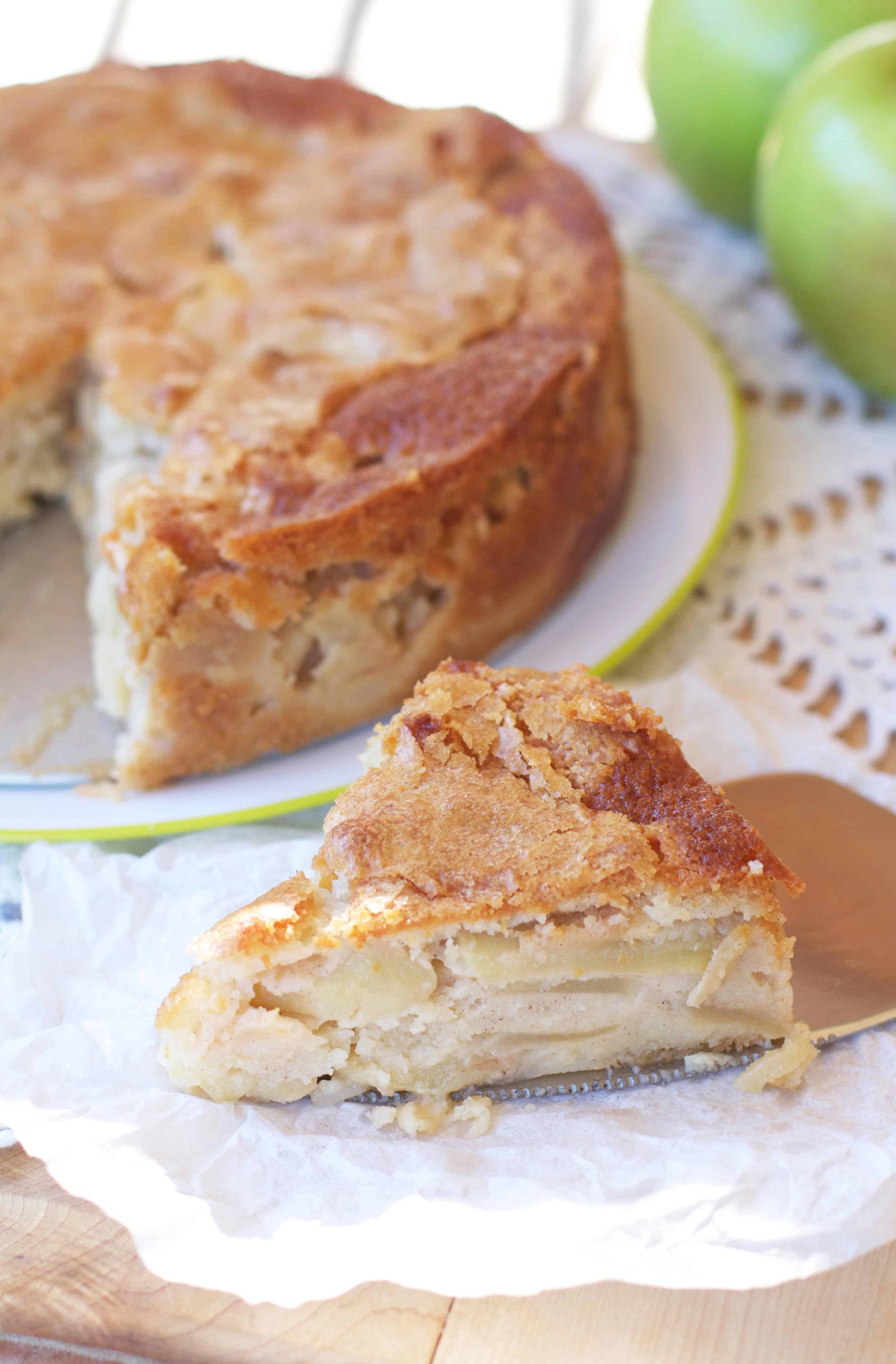 Apple and custard cake recipe