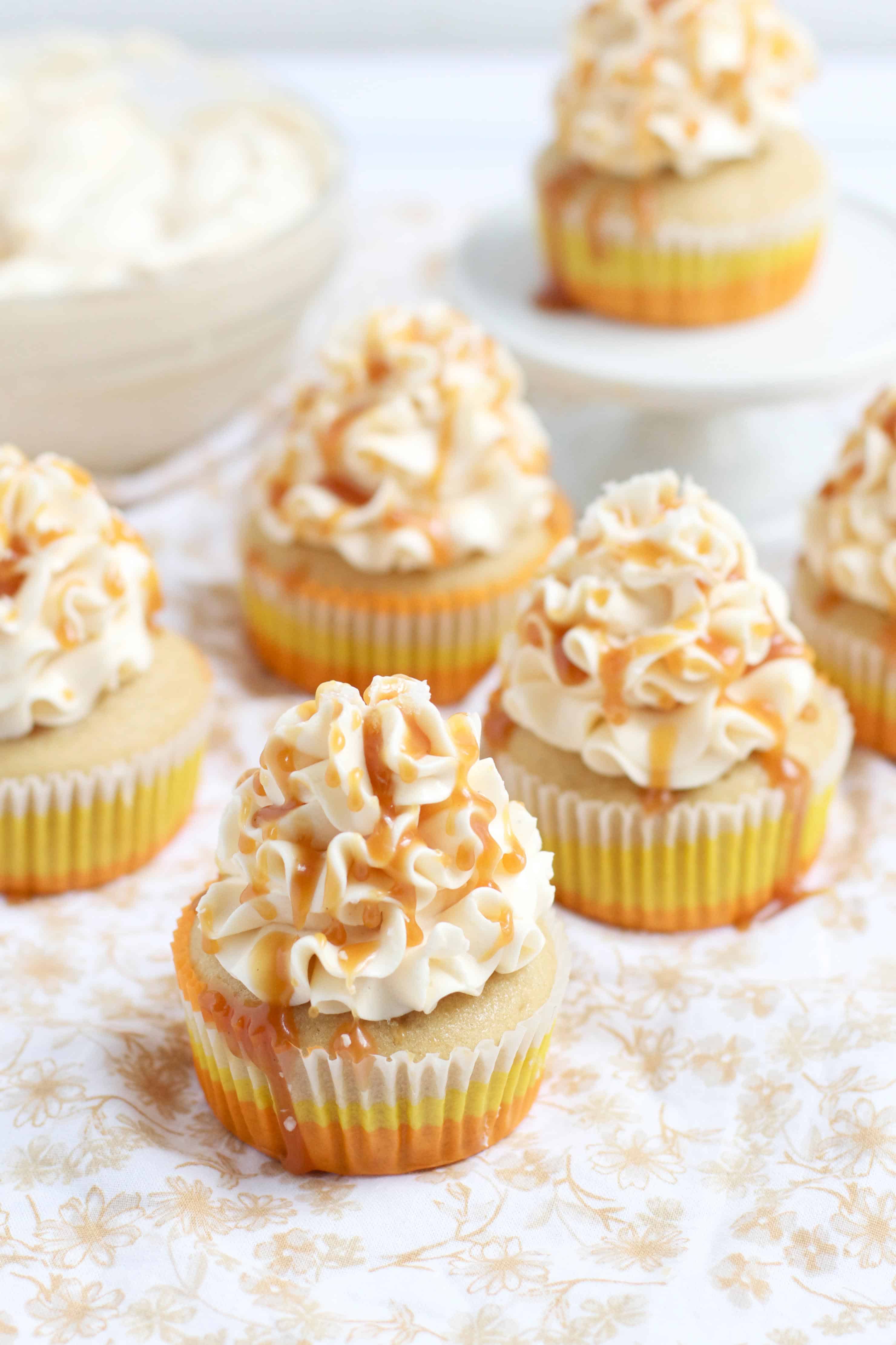 caramel drizzle cupcakes