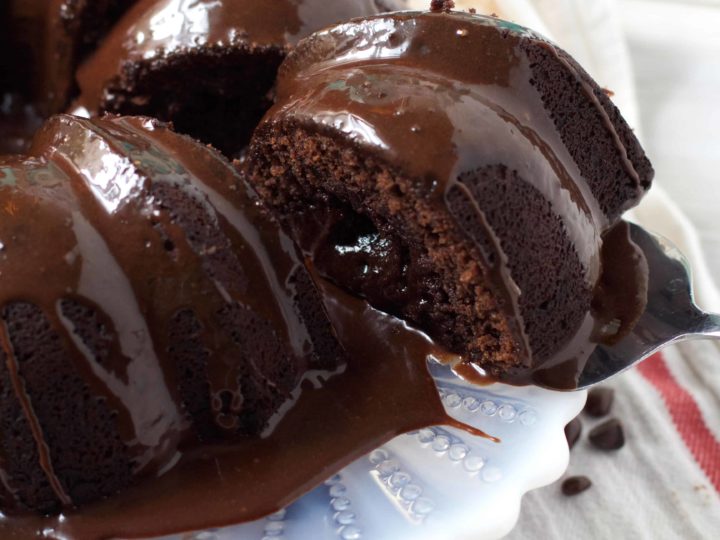 Instant Pot Molten Chocolate Bundt Cake - DadCooksDinner