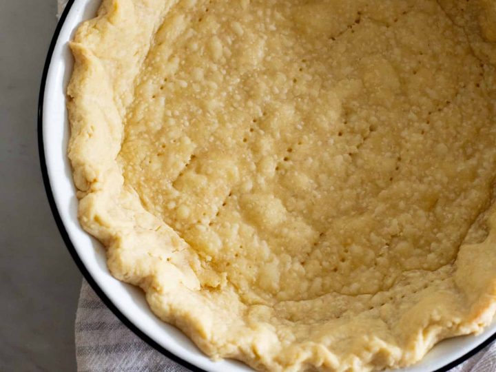 Pie crust in a stand mixer - The Bake School