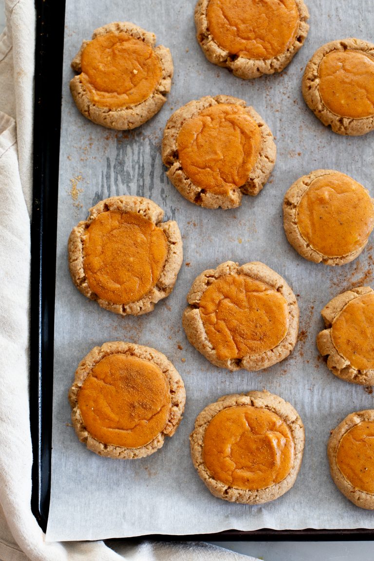 Pumpkin Cheesecake Cookies