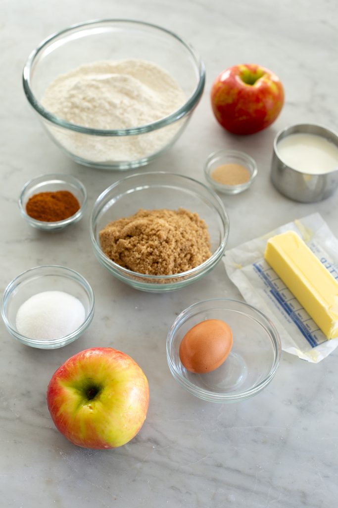 Apple Pie Cinnamon Rolls ingredients