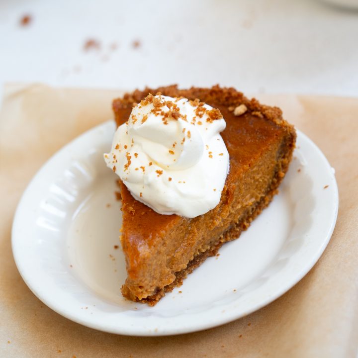 Pumpkin Pie with Graham Cracker Crust